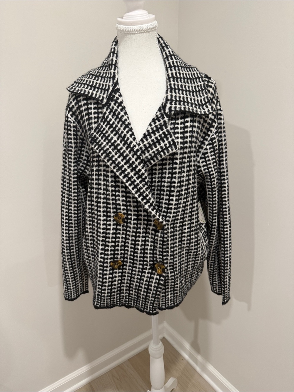 Black & White Houndstooth Double-Breasted Women's Sweater/Jacket